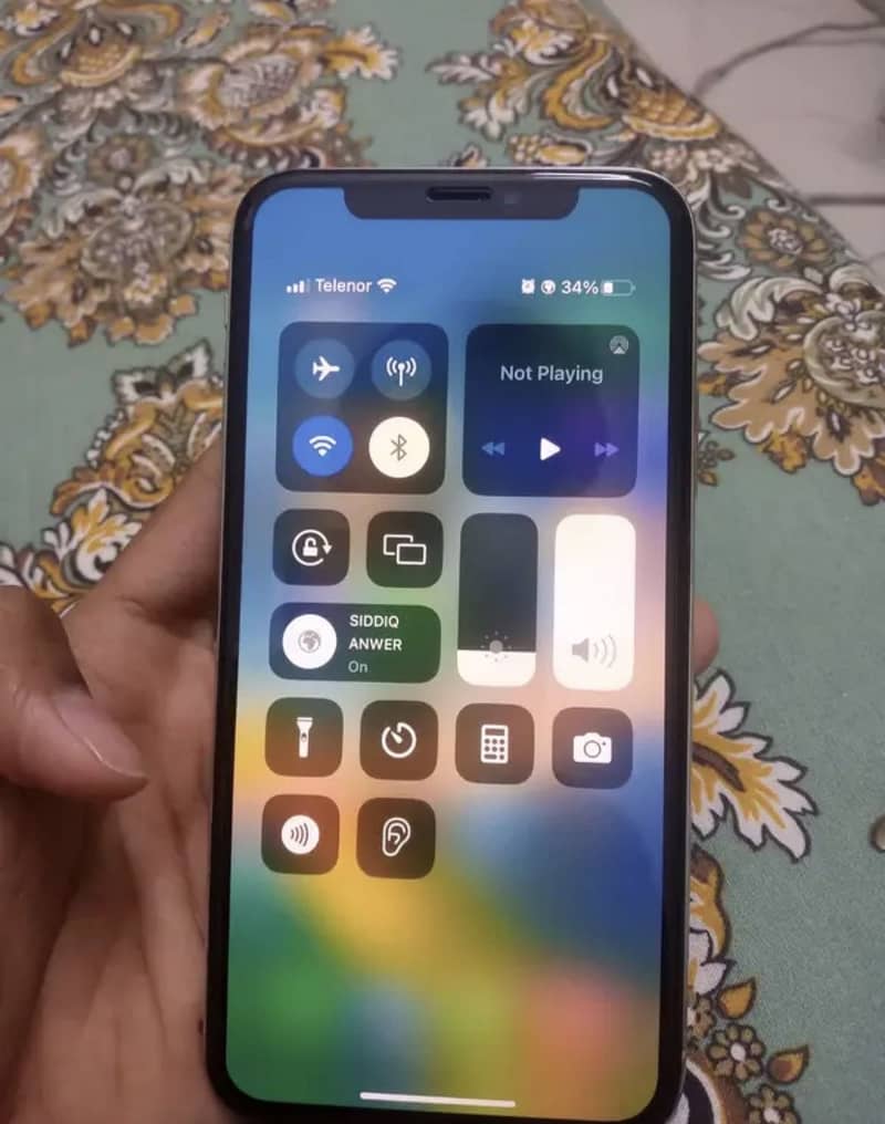 Apple iPhone X 3