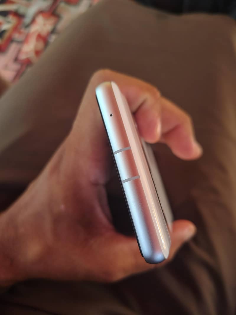 Google Pixel 7a 1