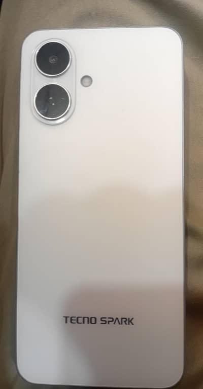 Tecno Spark Go
