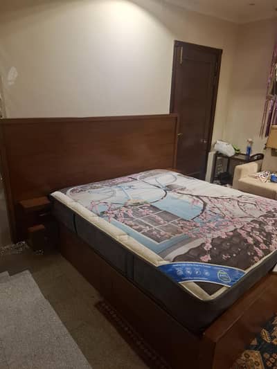queen bed with storage for sale