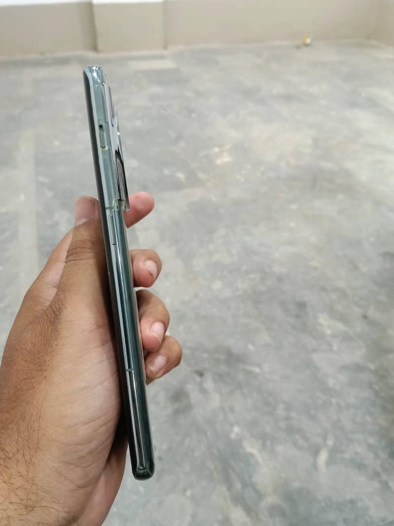 OnePlus 11 1