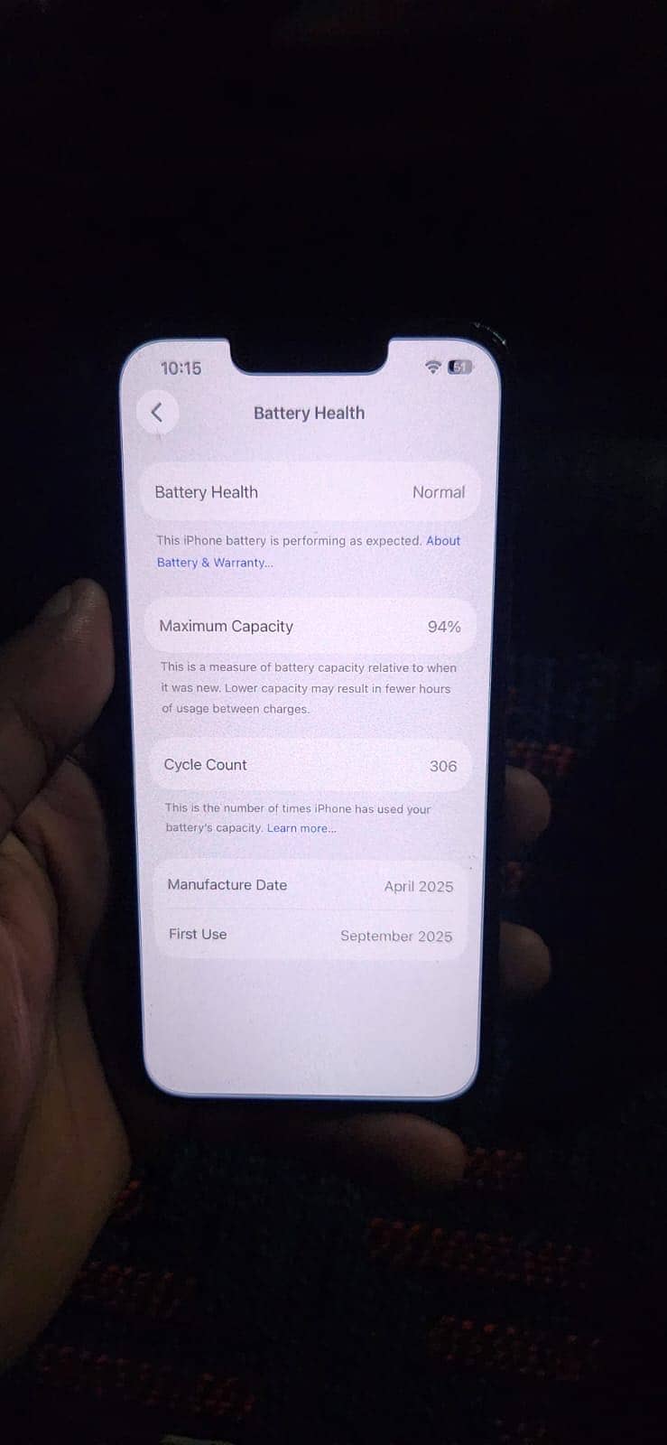 Apple iPhone 16e 8