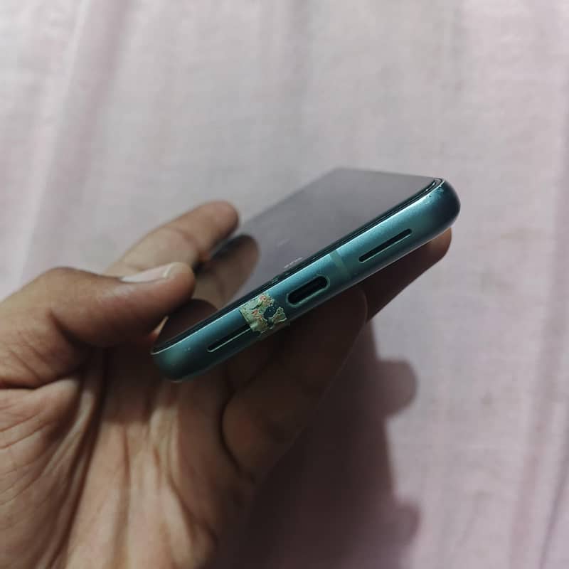 Google Pixel 8 3