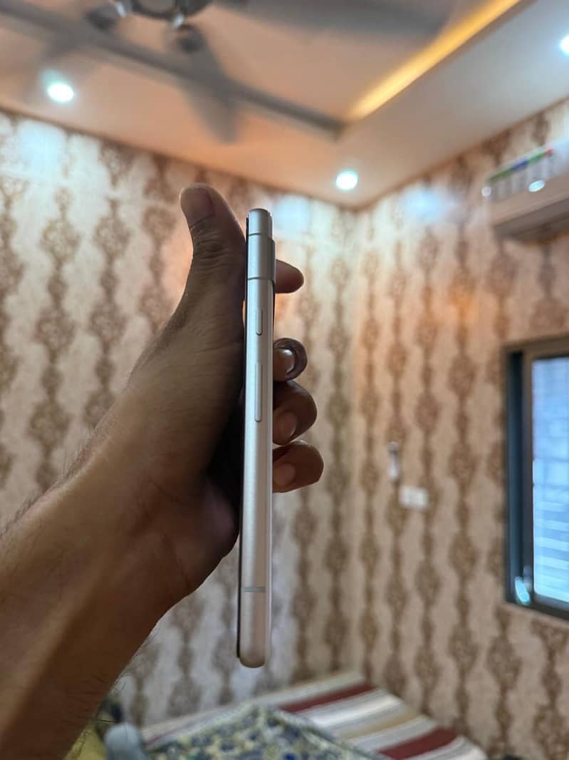 Google Pixel 7a 6