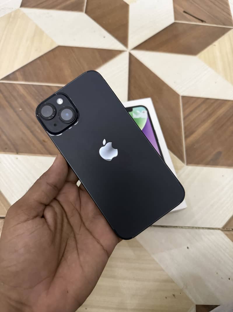 Apple iPhone 14 5