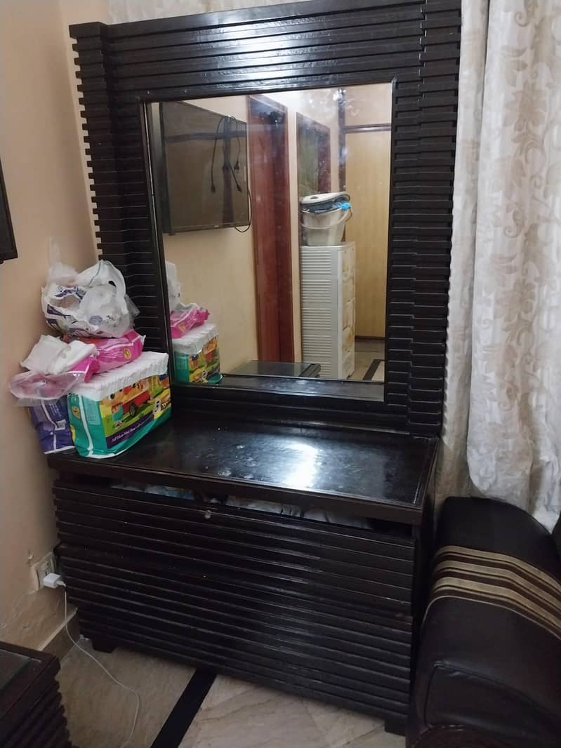 solid wooden bed set with side table and dressing 4