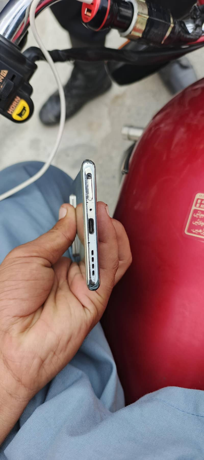 Infinix Note 40 Pro 2