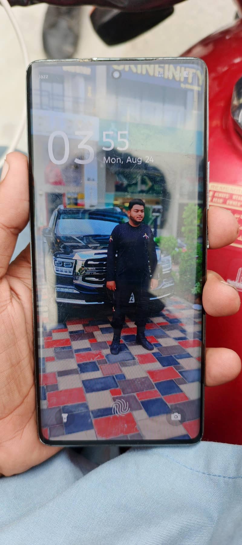 Infinix Note 40 Pro 4
