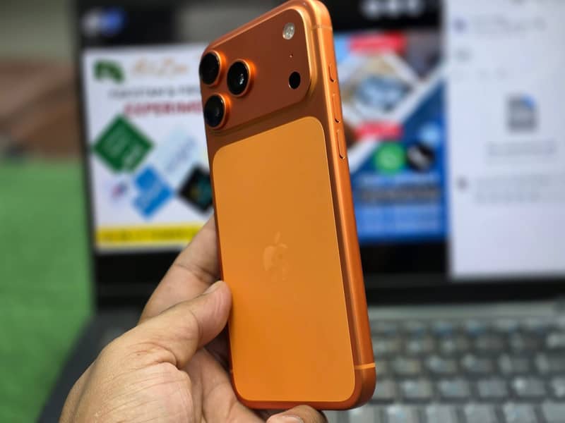 Apple iPhone 17 Pro Max 3
