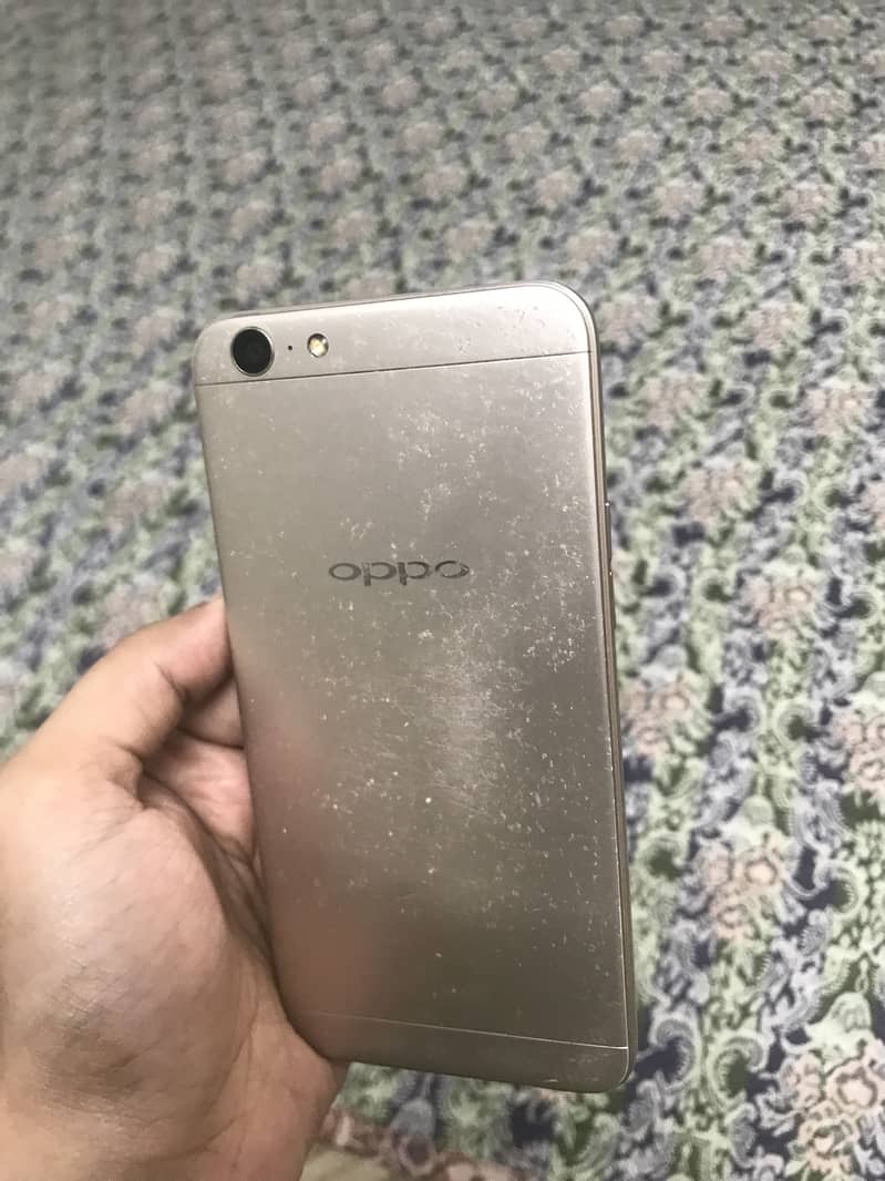 OPPO A57 1