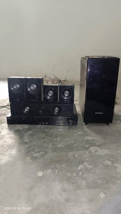 Samsung Home Theatre speaker set with subwoofer PS-WA100 with LGplayer