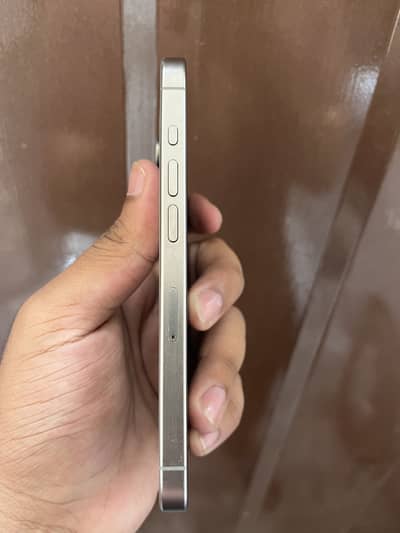 Apple iPhone 15 Pro