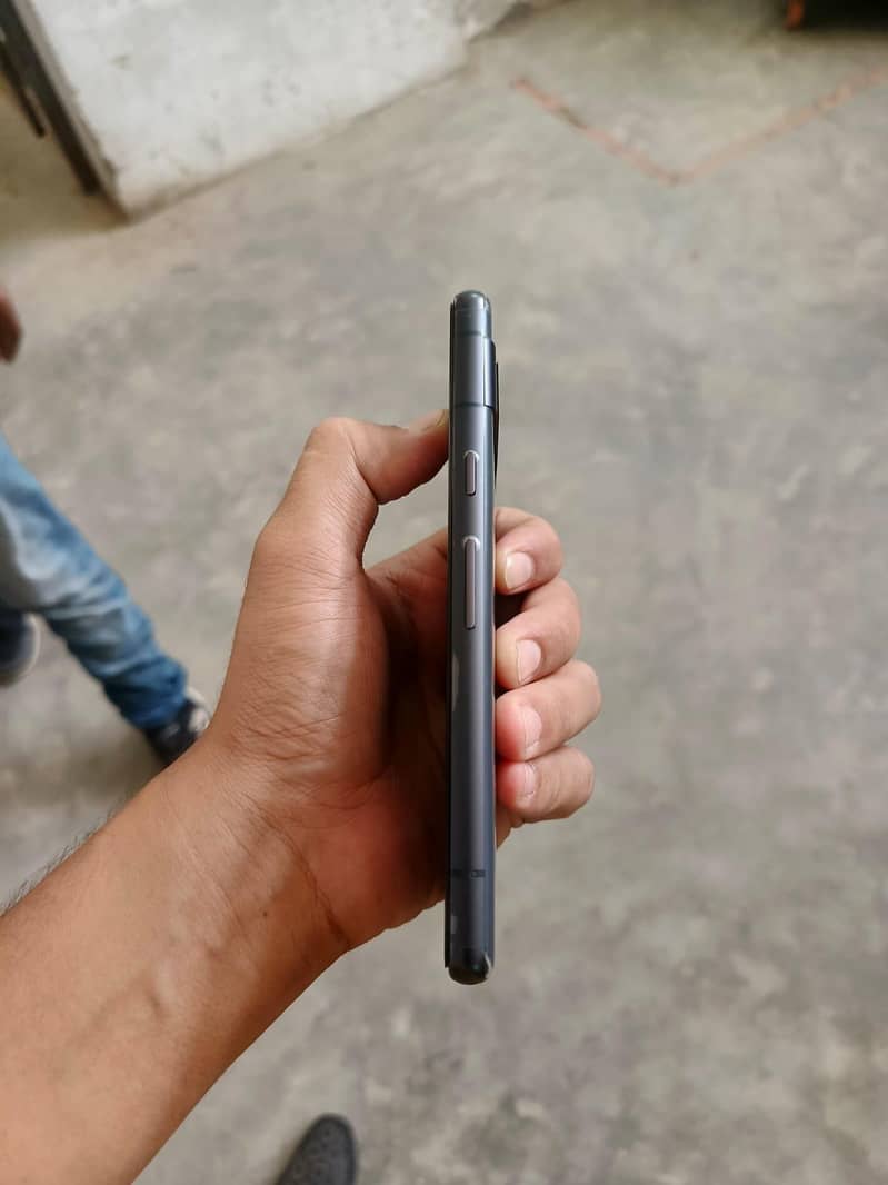 Google Pixel 7a 5