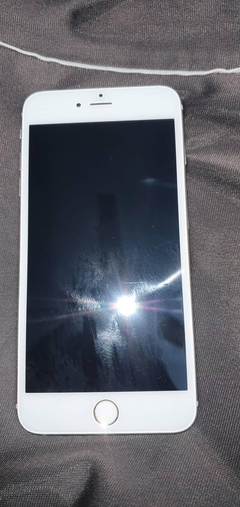 Apple iPhone 6 Plus 1
