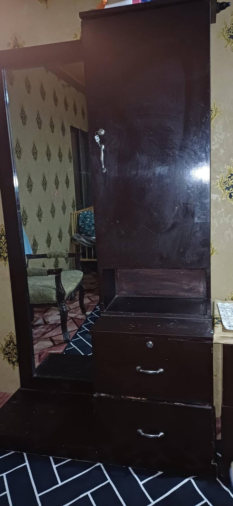 dressing table 10/8 1