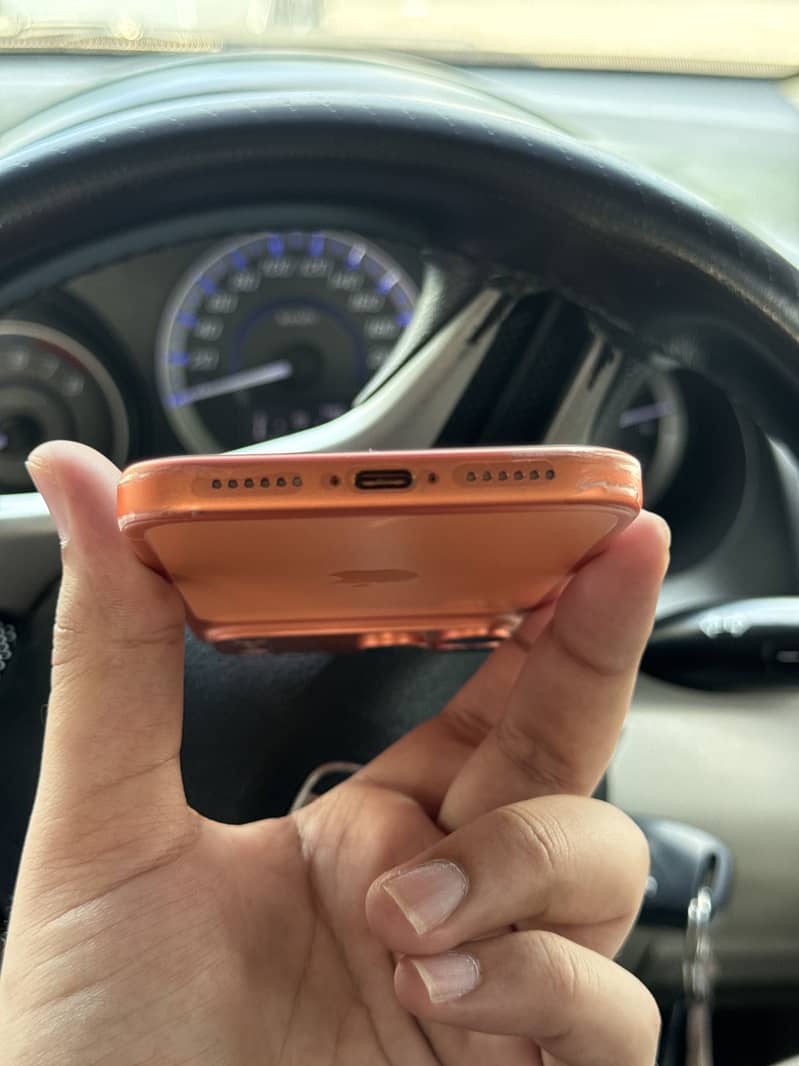 Apple iPhone 17 Pro Max 3