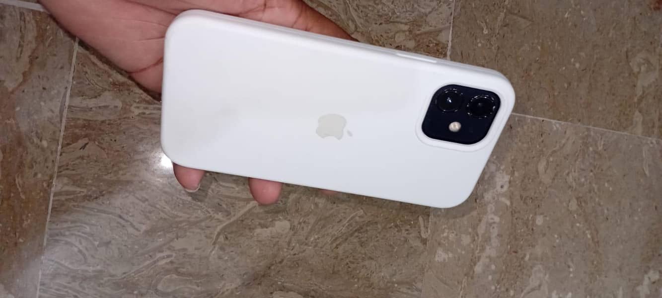 Apple iPhone 12 0