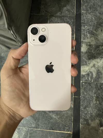 Apple iPhone 13