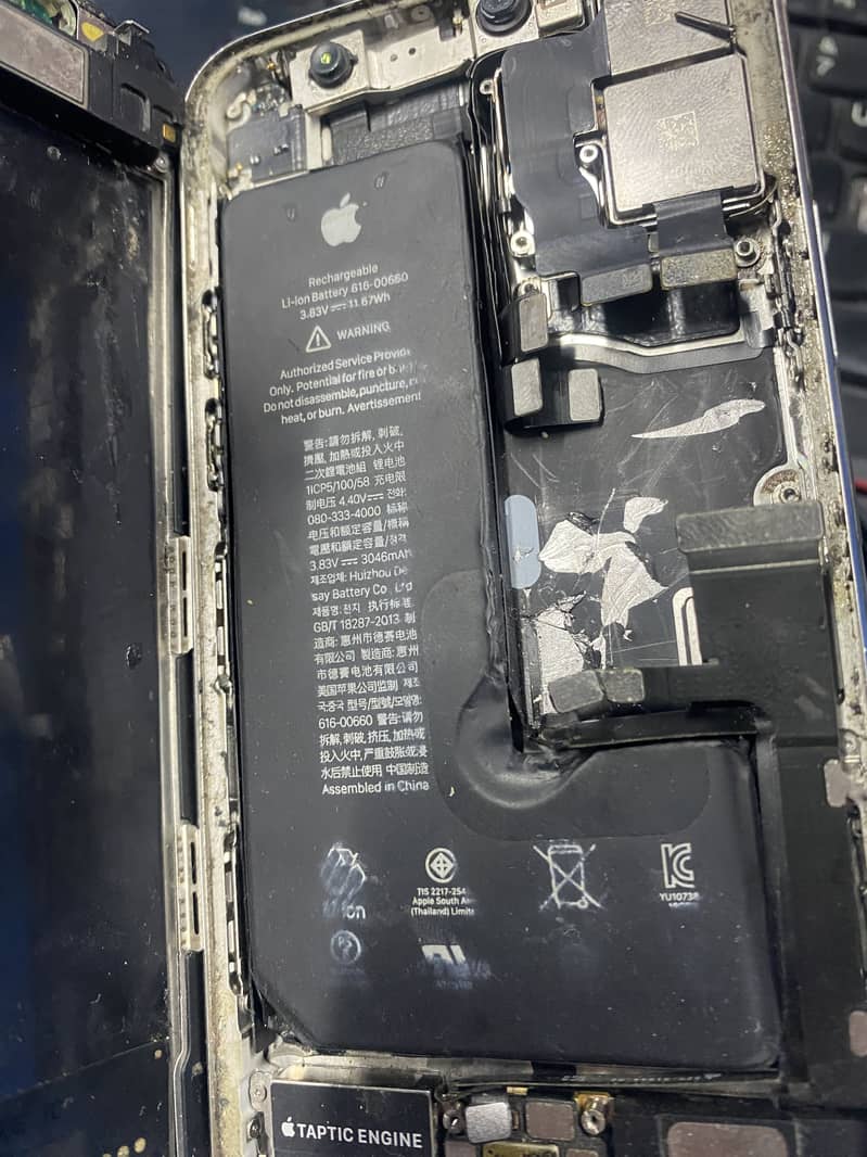 Apple iPhone 11 Pro 1