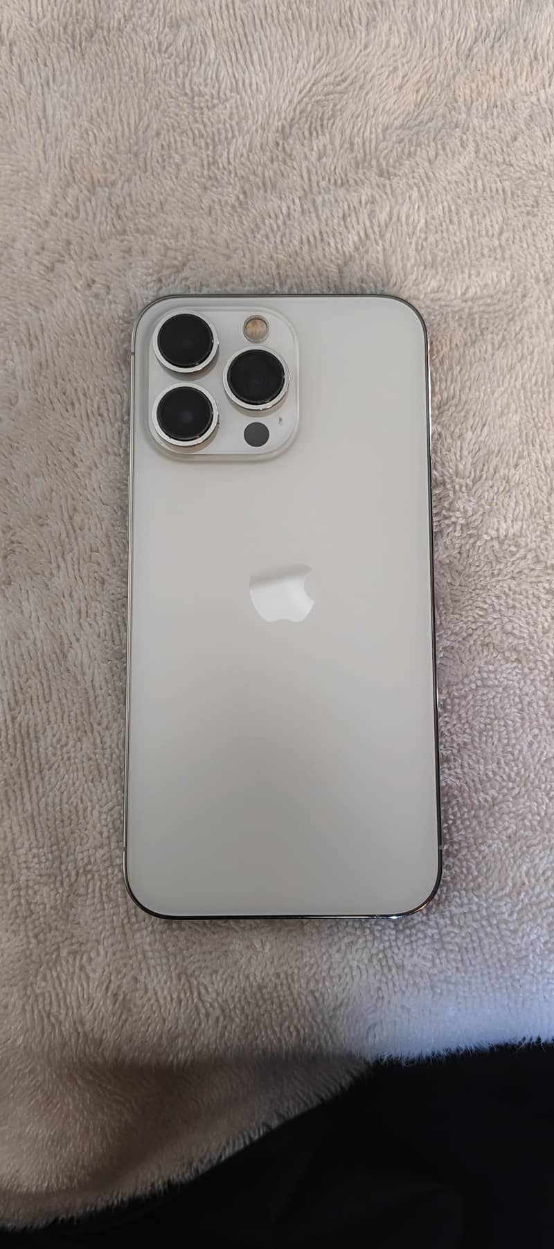 Apple iPhone 13 Pro 0