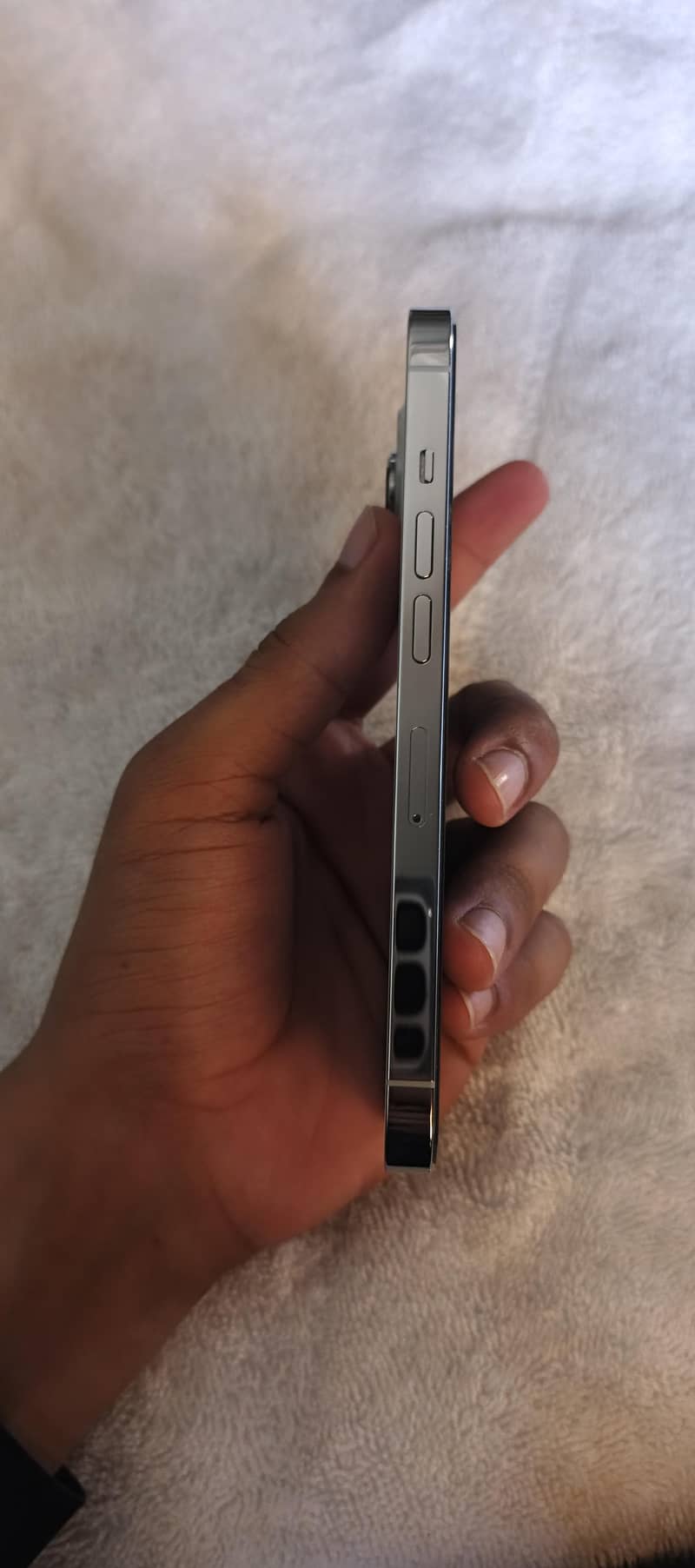 Apple iPhone 13 Pro 1