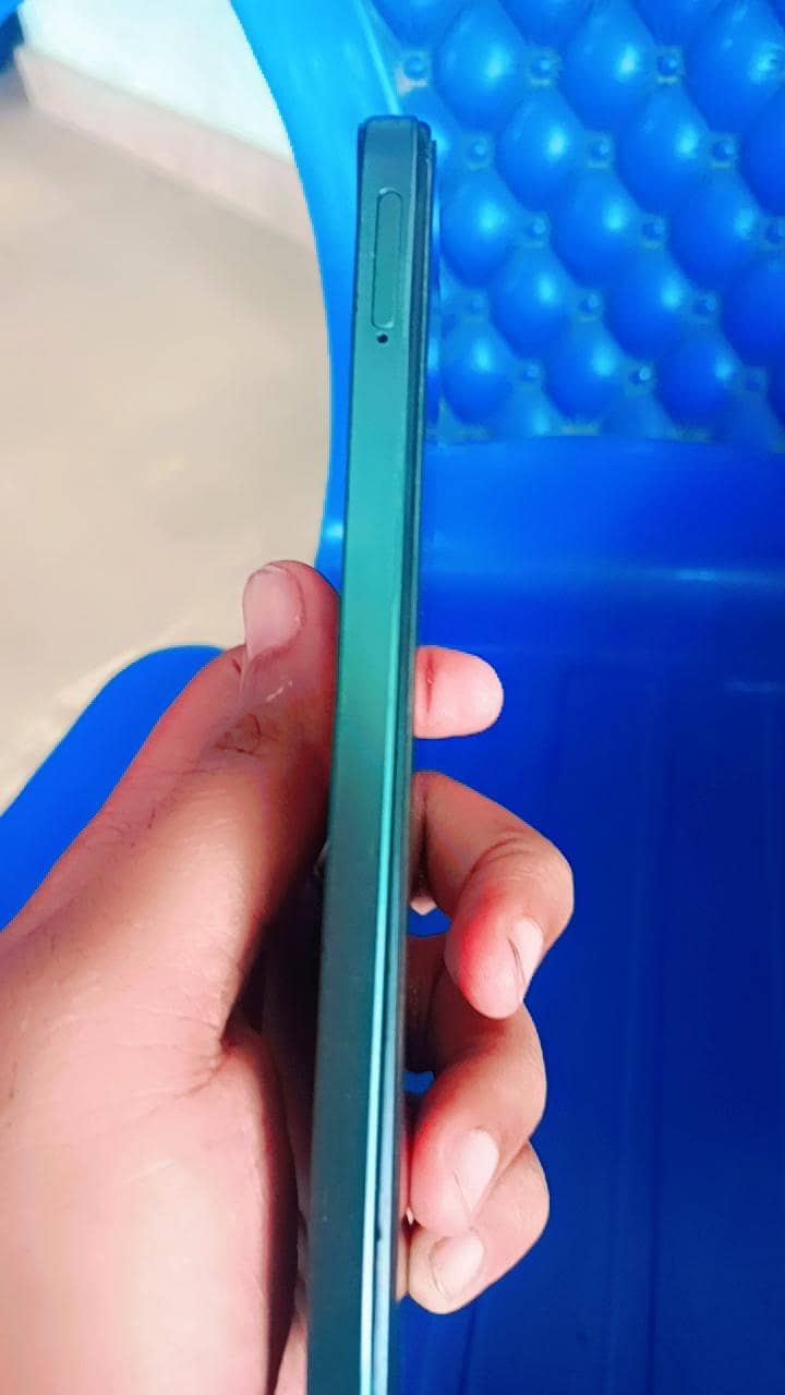 Realme C61 1