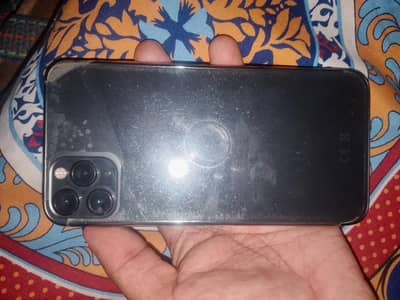 Apple iPhone 11 Pro Max with box with charger