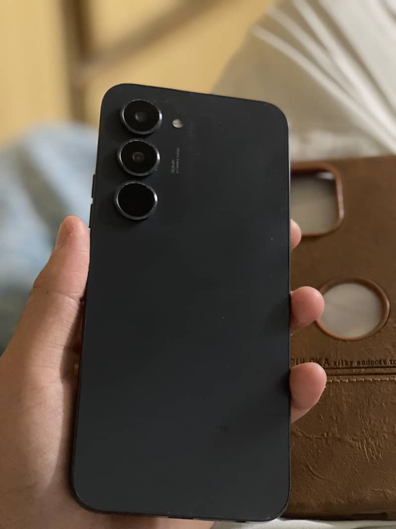 Tecno CAMON 40 Pro 3