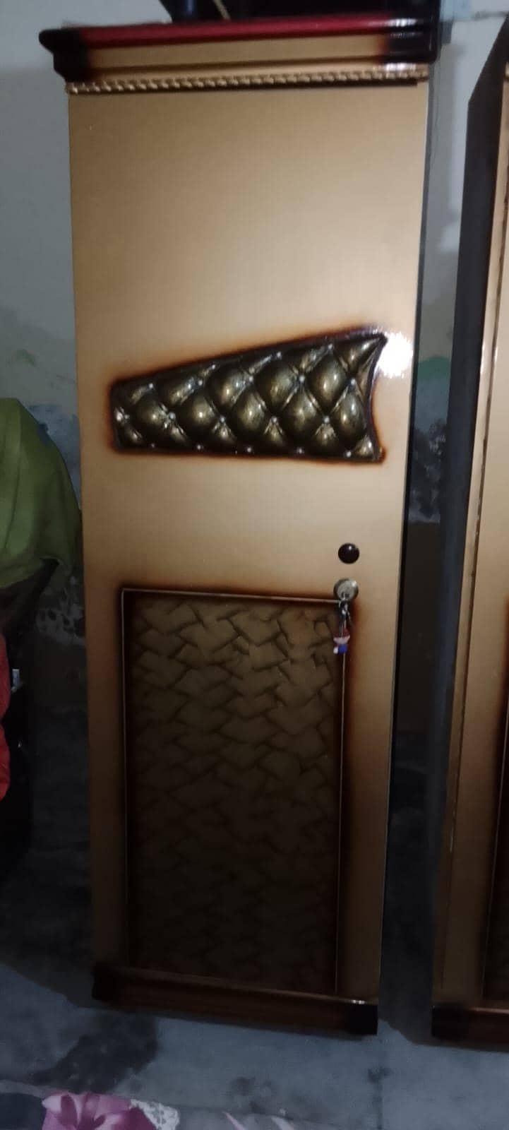 Sofas and Wardrobe 3