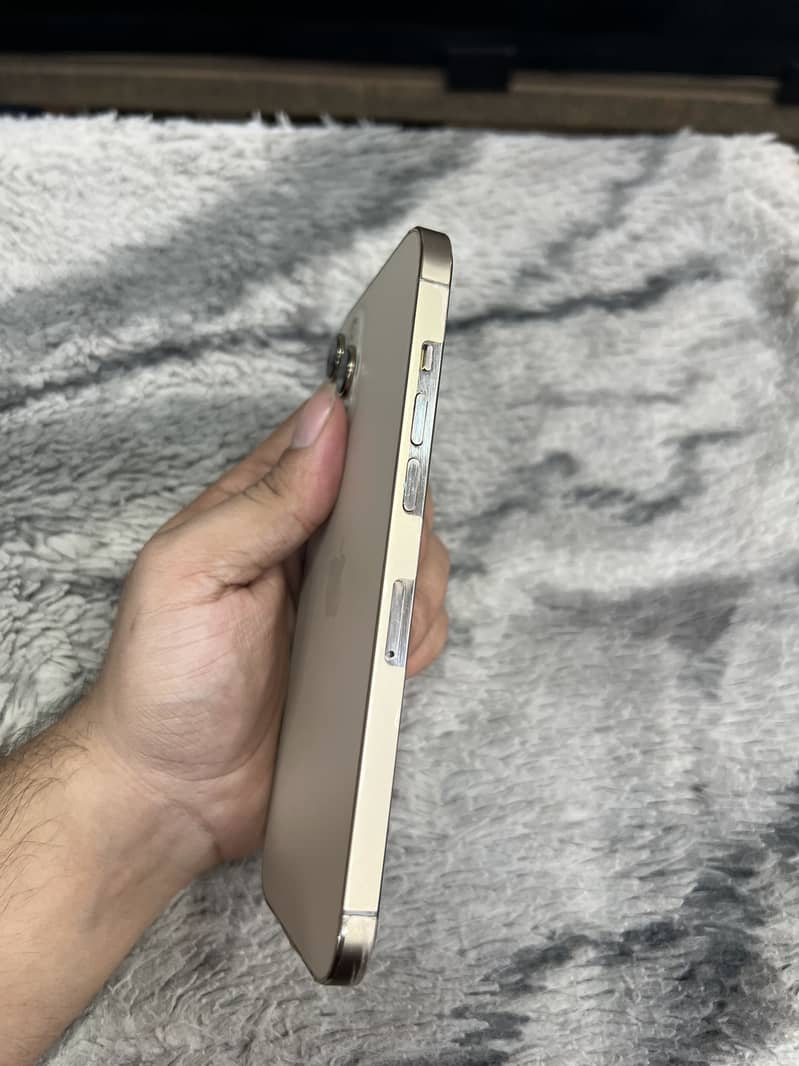 Apple iPhone 12 Pro Max 2