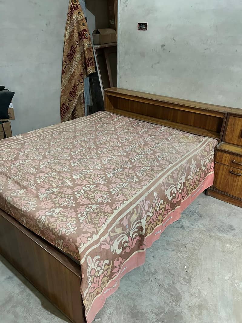 Bed With Side Tables 1