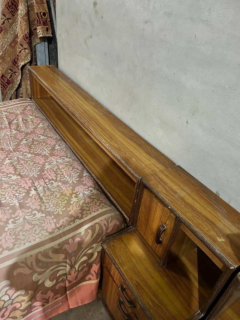 Bed With Side Tables 3