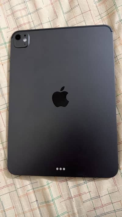 i pad pro m5 256gb in apple warranty
