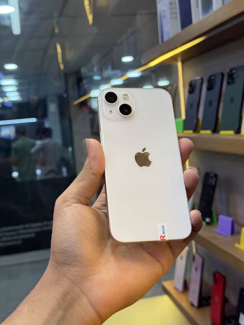 Apple iPhone 13 10/10 condition 2