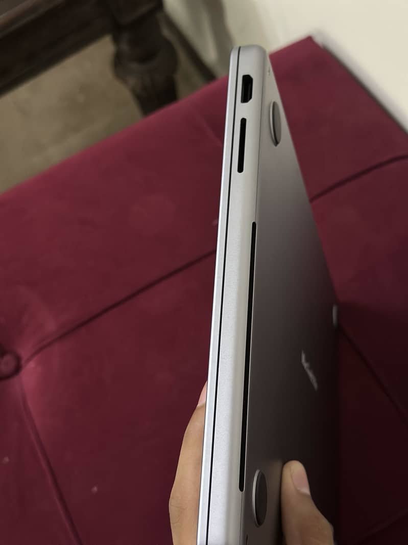 MacBook pro M3 chip 2