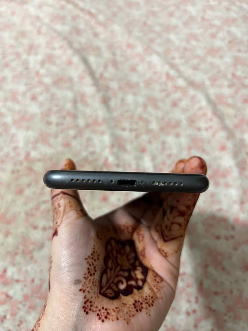 Apple iPhone 11 1