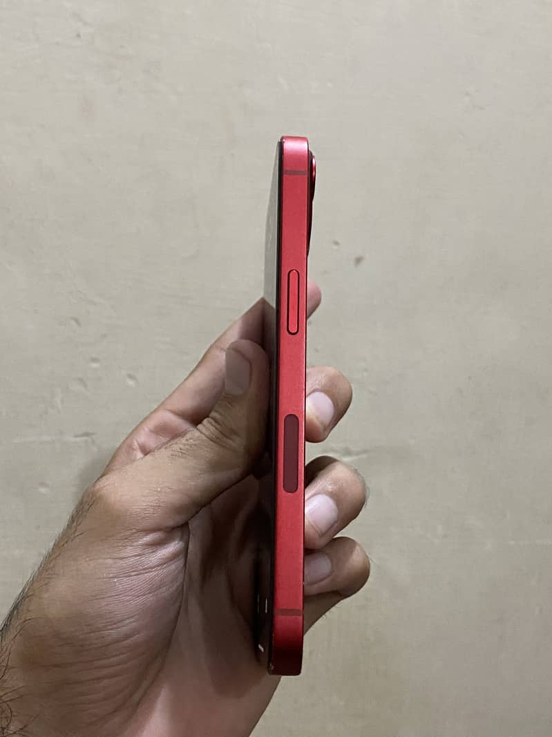 Apple iPhone 13 3