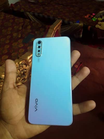 Vivo S1