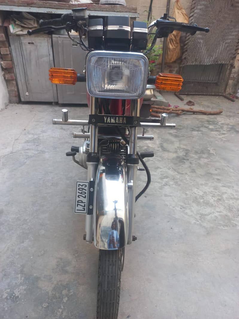 Yamaha 4