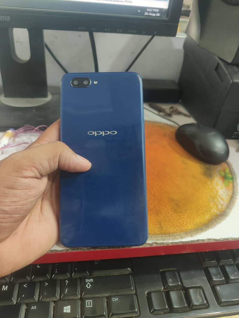 OPPO A3s 4