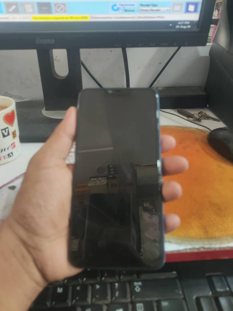 OPPO A3s 6