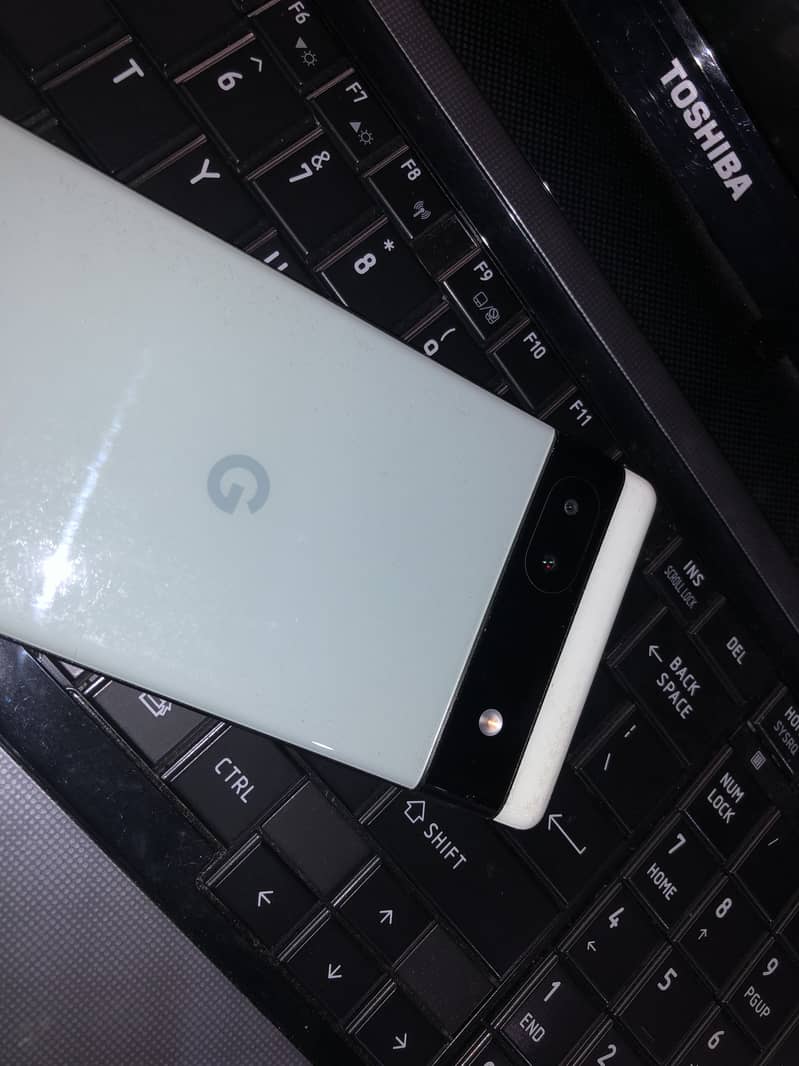 Google Pixel 6a 1