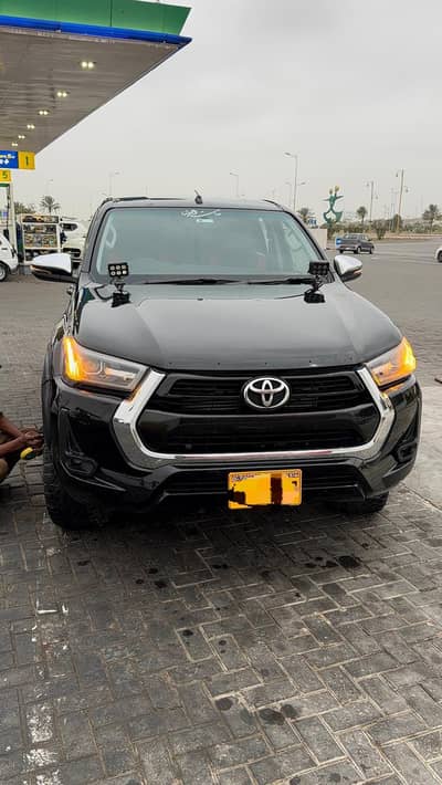 Toyota Hilux Revo V Automatic 2.8 2019