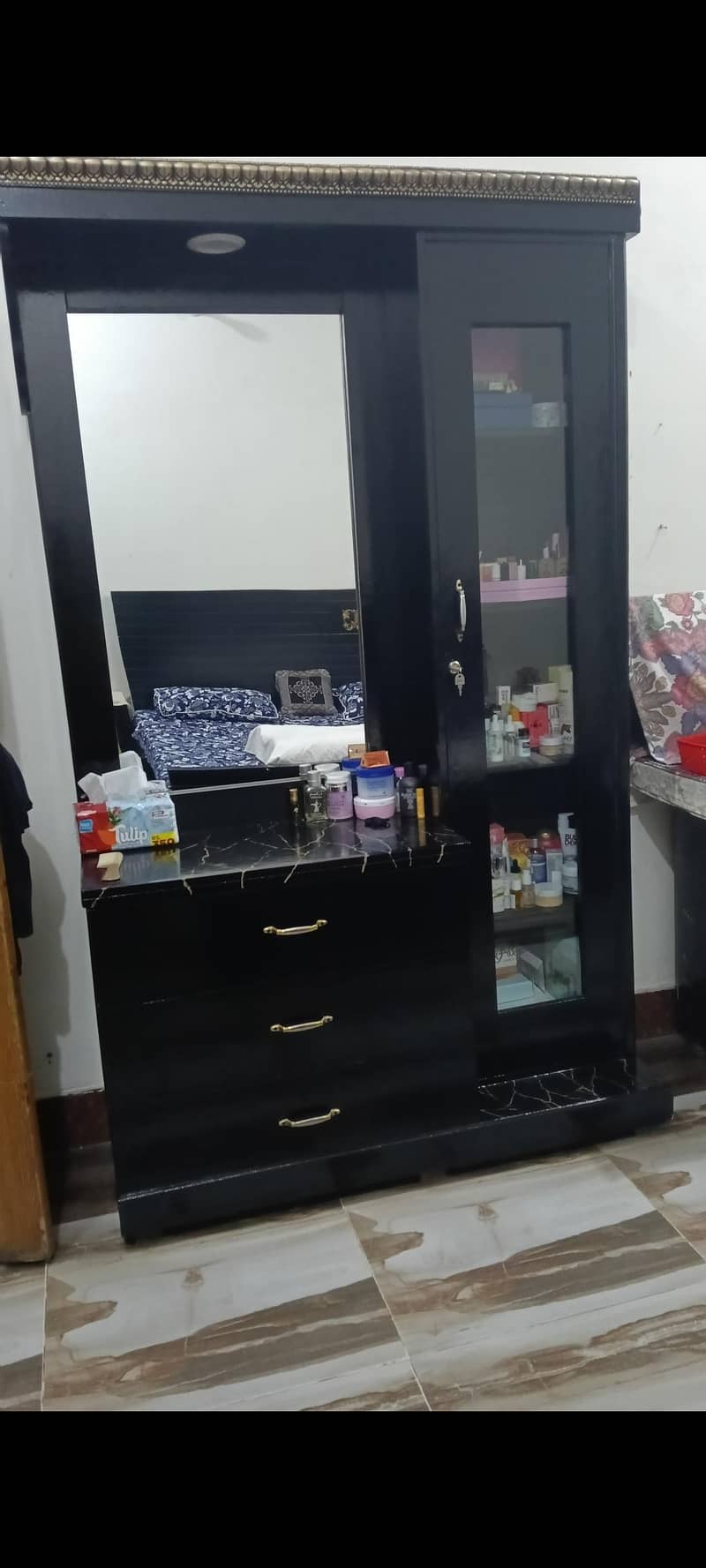 dressing table 0