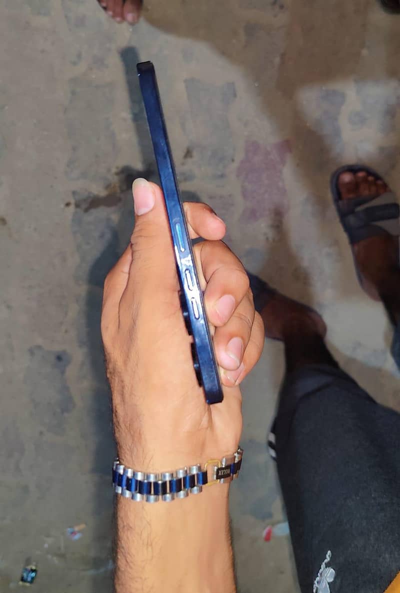 Tecno CAMON 20 Pro 8