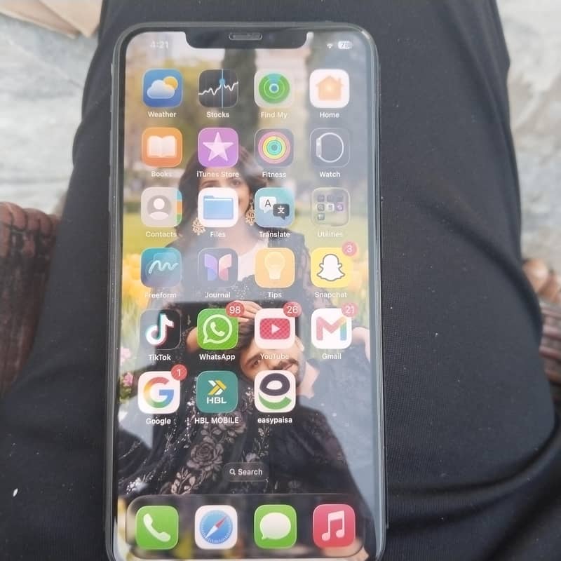 Apple iPhone 11 Pro Max 2
