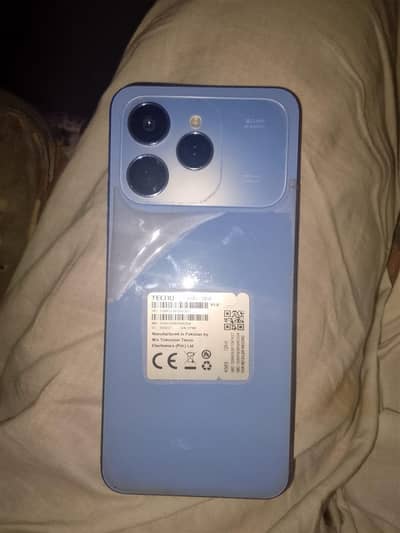 Tecno spark 40