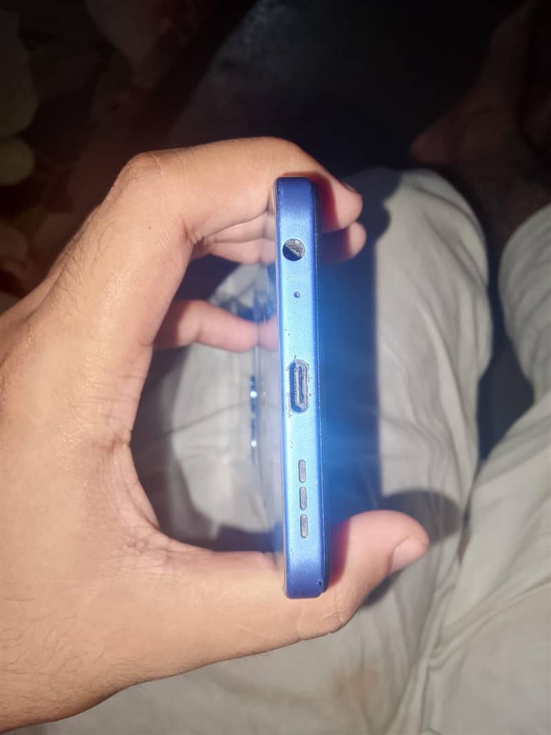 Tecno spark 40 4