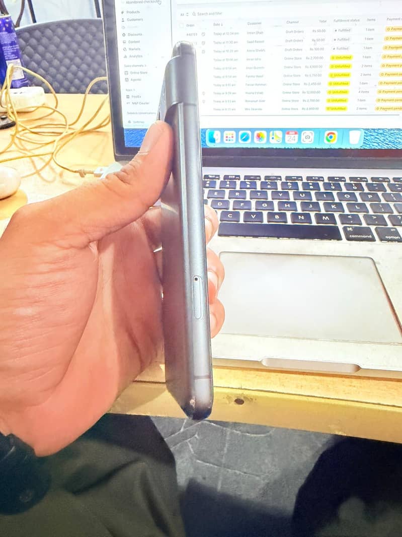 Google Pixel 8 7