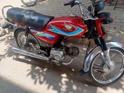 CD 70 red color. 1st owner . All documents available price final